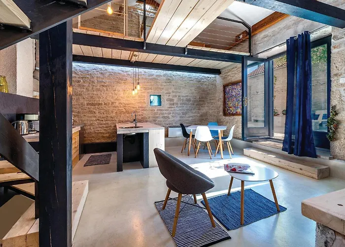 Two-bedroom In * Pridraga