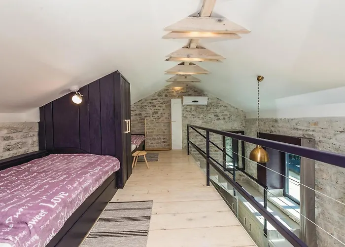 Two-bedroom In 別荘 *