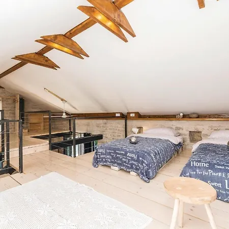 펜션 Two-bedroom In