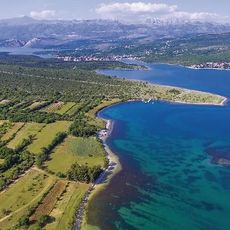 Two-bedroom In 펜션 *