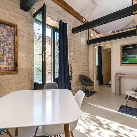 Holiday home Amazing In With Wifi